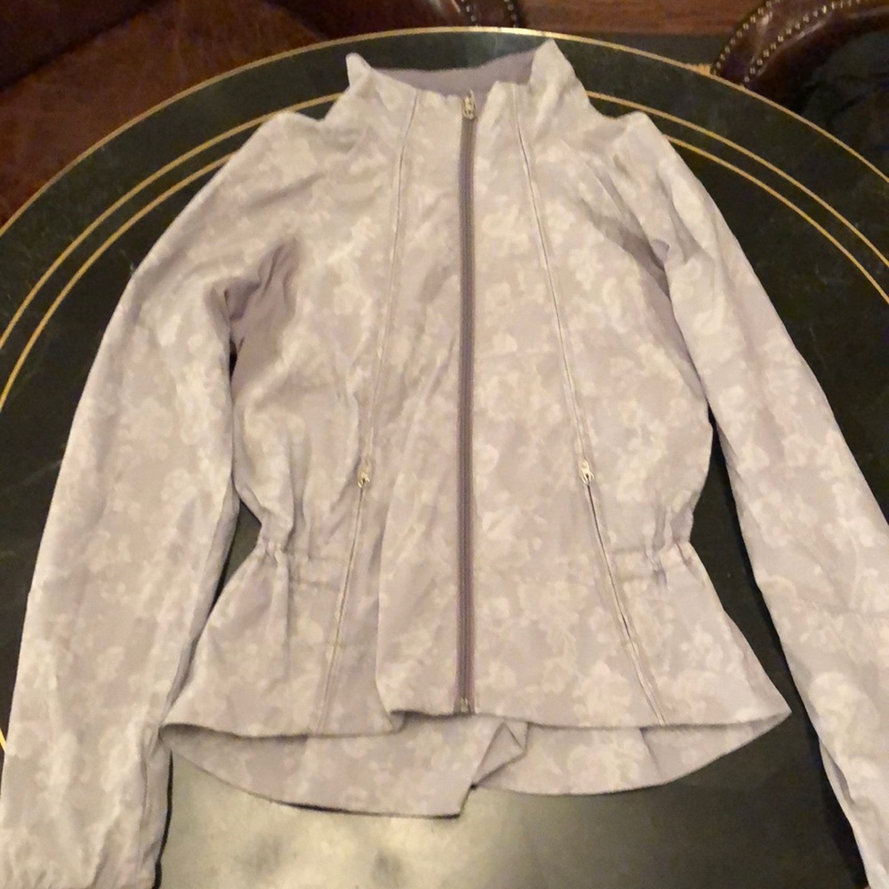Lululemon zip up light weight jacket
